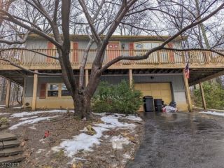 Foreclosed Home - 14 HIGH CT, 08829