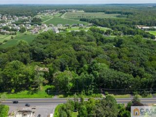 Foreclosed Home - List 101183217