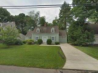 Foreclosed Home - 54 CHESTNUT ST, 08850