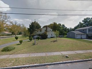 Foreclosed Home - 440 ELLIS PKWY, 08854