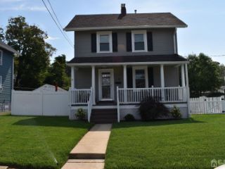Foreclosed Home - 19 MAPLE ST, 08859