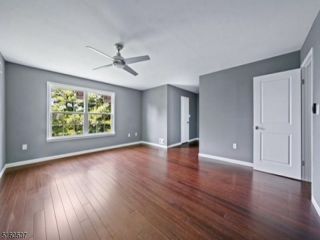 Foreclosed Home - List 100428005