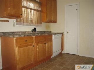 Foreclosed Home - 815 N OAKS BLVD, 08902