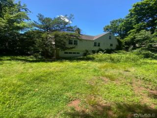 Foreclosed Home - 425 GRANT AVE, 08904