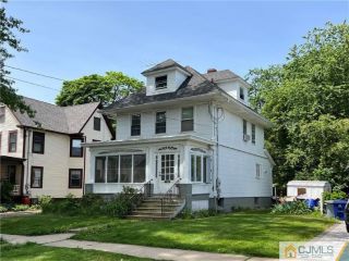 Foreclosed Home - 321 DENISON ST, 08904