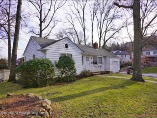 Foreclosed Home - 101 DALEMERE RD, 10304