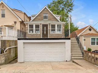 Foreclosed Home - List 100939658