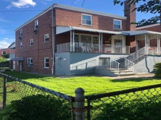 Foreclosed Home - 1190 WARING AVE, 10469
