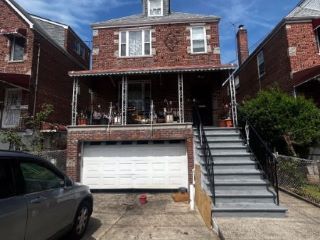 Foreclosed Home - 1609 ARNOW AVE, 10469