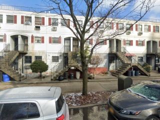 Foreclosed Home - 1863 LAFAYETTE AVE, 10473