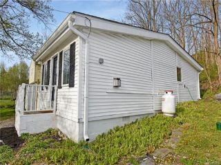 Foreclosed Home - 10 MONTROSE DR, 10512
