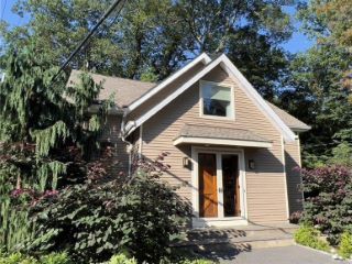 Foreclosed Home - 211 W LAKE BLVD, 10541