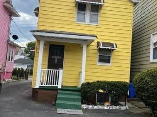 Foreclosed Home - 157 W 2ND ST, 10550