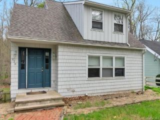 Foreclosed Home - 170 FOSHAY AVE, 10570
