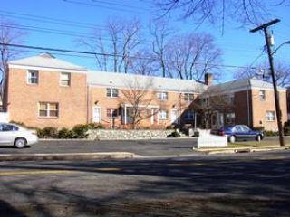 Foreclosed Home - 24 WAPPANOCCA AVE APT L, 10580