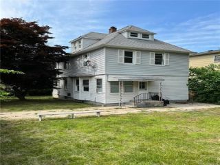 Foreclosed Home - 28 COOLIDGE AVE, 10701