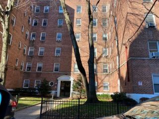 Foreclosed Home - 821 Bronx River Rd 6f, 10708