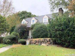 Foreclosed Home - 14 WELLYN RD, 10708