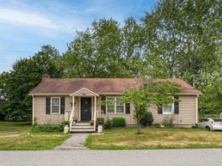 Foreclosed Home - 142 MONTGOMERY ST, 10924
