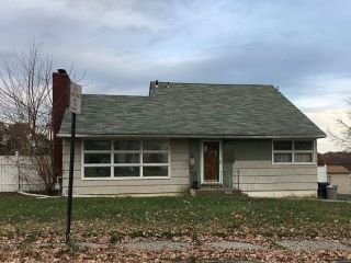 Foreclosed Home - 49 BEDFORD AVE, 10940
