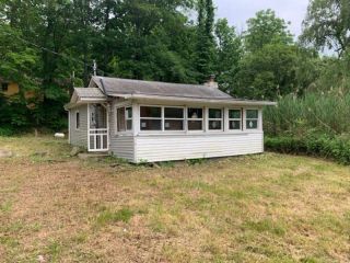 Foreclosed Home - 67 GLENWOOD RD, 10950