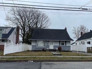 Foreclosed Home - 200 RAFF AVE, 11003