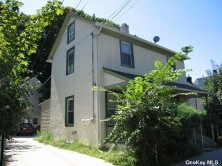 Foreclosed Home - 124 HARBOR RD, 11050