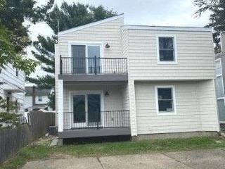 Foreclosed Home - 14 DUNWOOD RD, 11050