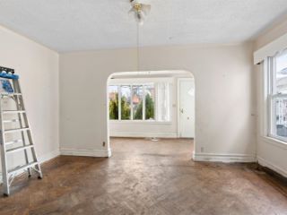 Foreclosed Home - List 100736375