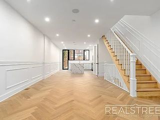 Foreclosed Home - List 100593792