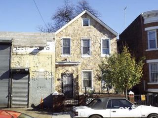 Foreclosed Home - 149 WYONA ST, 11207