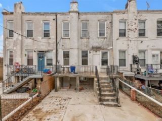 Foreclosed Home - 225 GRANT AVE, 11208