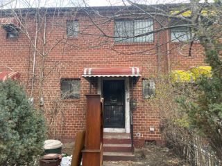 Foreclosed Home - 923 ROCKAWAY AVE, 11212