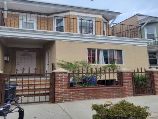 Foreclosed Home - 329 E 26TH ST, 11226
