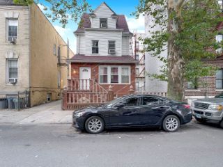 Foreclosed Home - 381 E 31ST ST, 11226