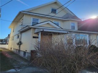 Foreclosed Home - 4608 AVENUE L, 11234