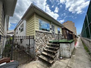 Foreclosed Home - 7 CANDA AVE, 11235