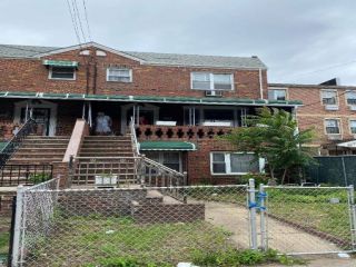 Foreclosed Home - 724 E 96TH ST, 11236