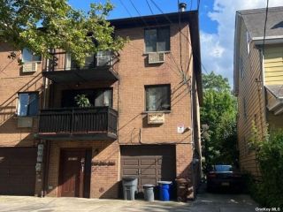 Foreclosed Home - 14918 ROOSEVELT AVE, 11354