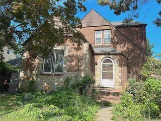 Foreclosed Home - 14611 DELAWARE AVE, 11355