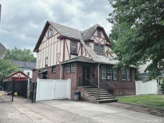 Foreclosed Home - 3519 158TH ST, 11358