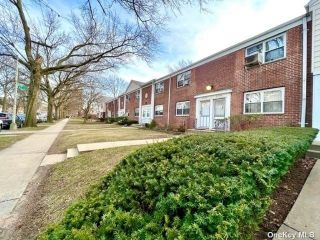 Foreclosed Home - 6704 SPRINGFIELD BLVD, 11364