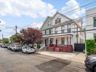 Foreclosed Home - List 100725380