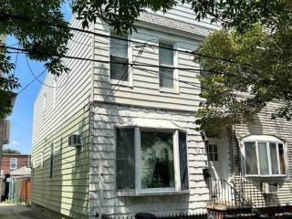 Foreclosed Home - List 100741409