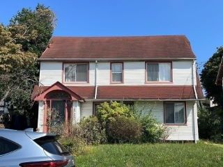 Foreclosed Home - 18936 LEWISTON AVE, 11412