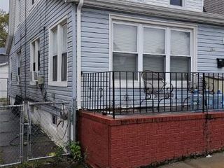 Foreclosed Home - List 100872024