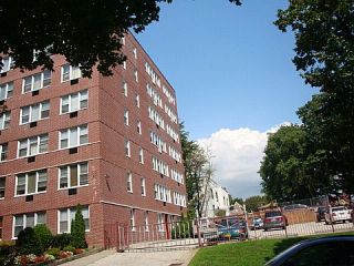 Foreclosed Home - 8715 165TH ST APT 3J, 11432