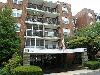 Foreclosed Home - 99 RANDALL AVE APT 1A, 11520