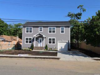 Foreclosed Home - 86 OAK ST, 11520