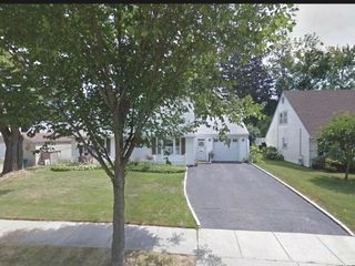 Foreclosed Home - 1 KEITH PL, 11542